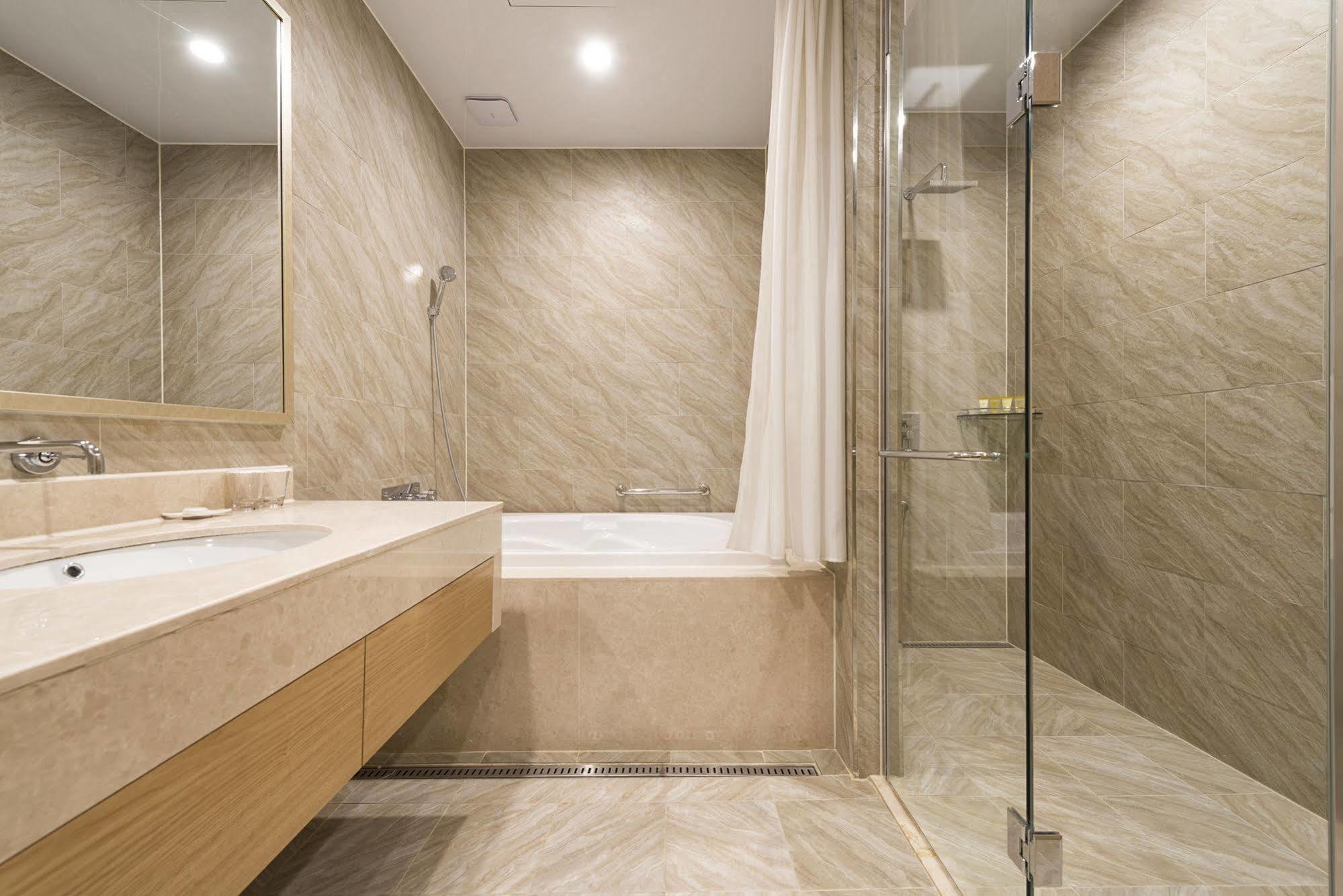 Goldriver Hotel Сеул Экстерьер фото